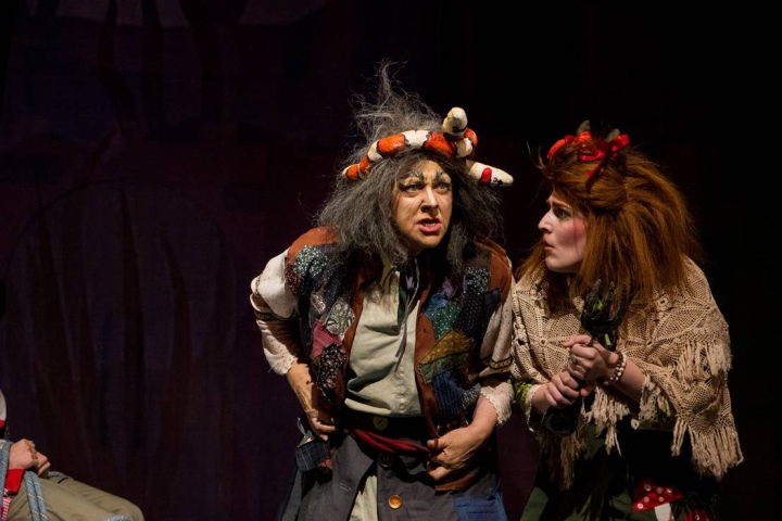 Сцена из спектакля «Летучий корабль»