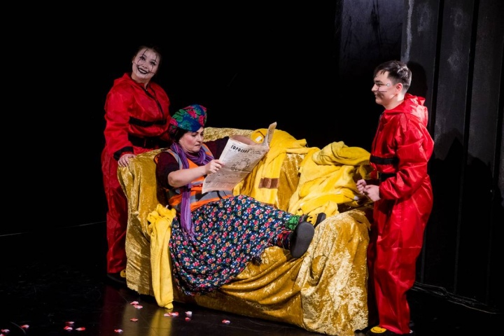 Сцена из спектакля «Принцесса Турандот»